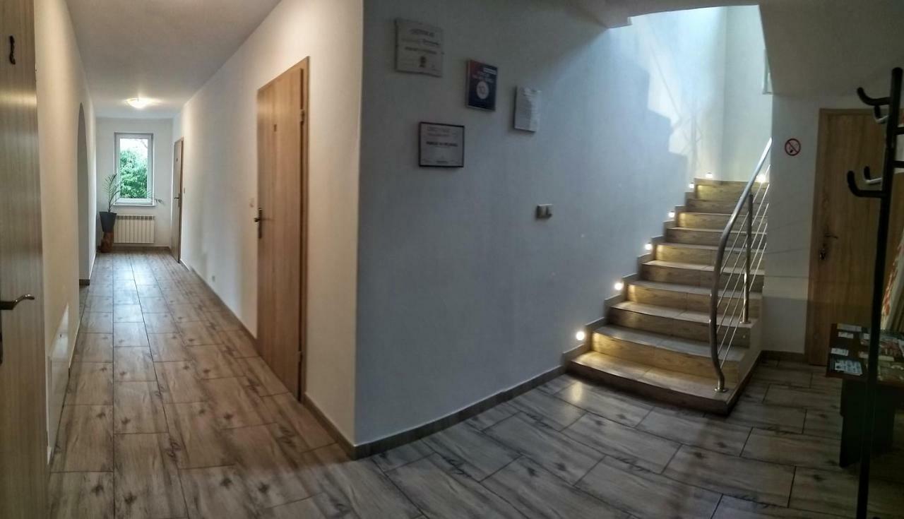 Pokoje Na Wiejskiej Nałęczów المظهر الخارجي الصورة